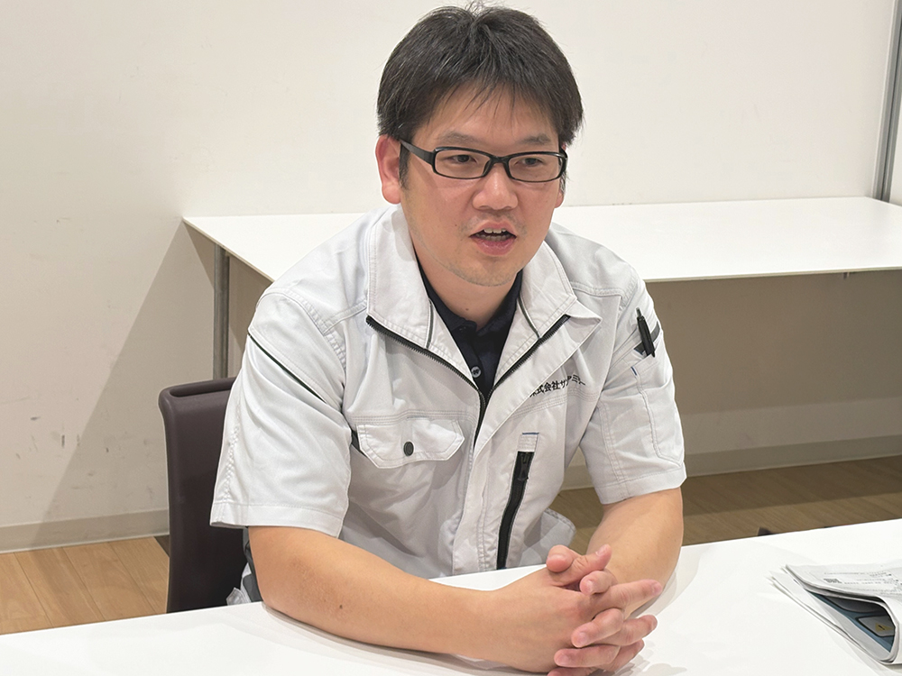 運輸1係 主任 水越 宏之様